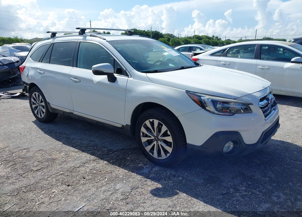 2018 SUBARU OUTBACK 2.5I TOURING VIN: 4S4BSATC9J3340421