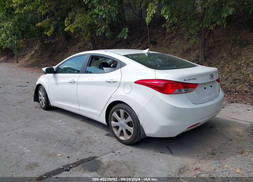 2013 HYUNDAI ELANTRA LIMITED VIN: 5NPDH4AE7DH271884