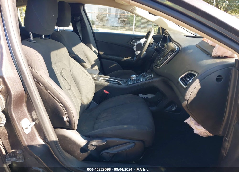 2015 CHRYSLER 200 VIN: 1C3CCCAB1FN752621