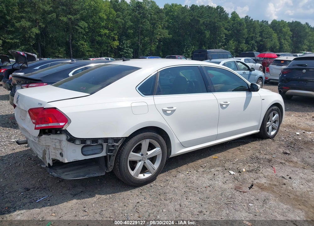 2015 VOLKSWAGEN PASSAT 1.8T LIMITED EDITION VIN: 1VWAS7A3XFC111434
