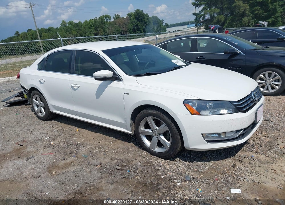 2015 VOLKSWAGEN PASSAT 1.8T LIMITED EDITION VIN: 1VWAS7A3XFC111434