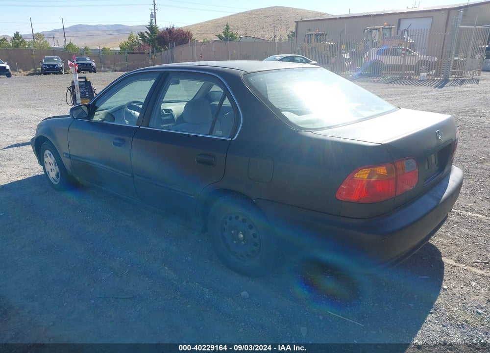 2000 HONDA CIVIC LX VIN: 2HGEJ6575YH599420
