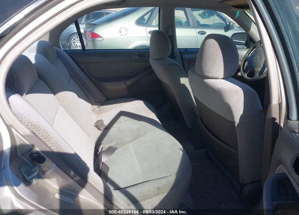 2000 HONDA CIVIC LX VIN: 2HGEJ6575YH599420