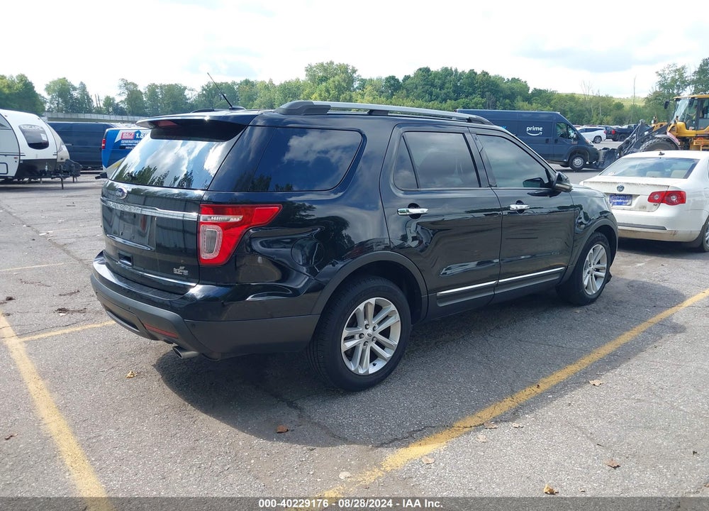 2012 FORD EXPLORER XLT VIN: 1FMHK7D88CGA51629