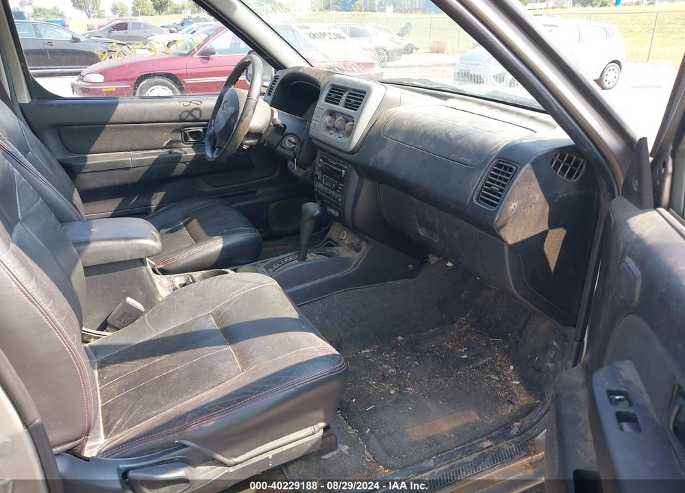 2001 NISSAN FRONTIER SC-V6 VIN: 1N6MD26T71C339449