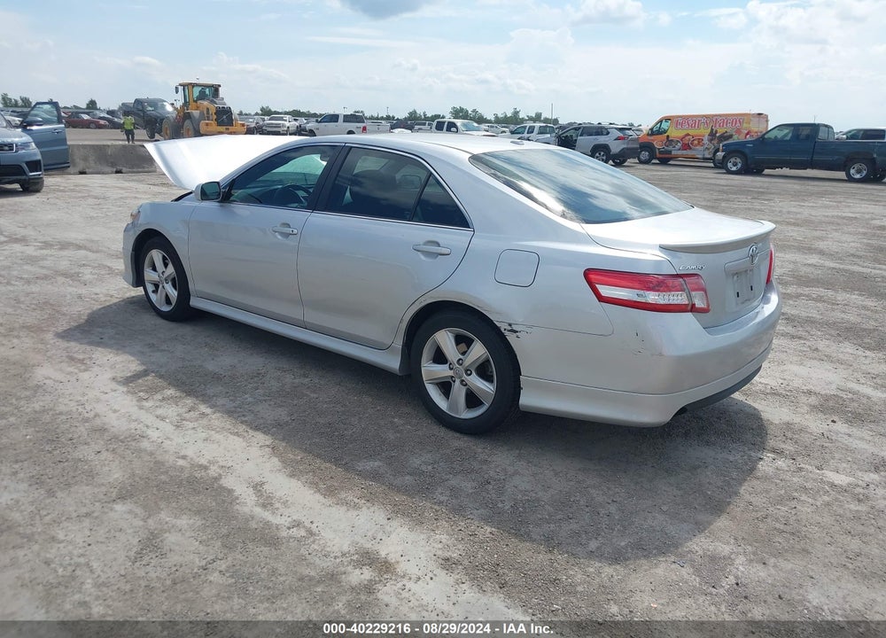 2011 TOYOTA CAMRY SE VIN: 4T1BF3EK2BU188188