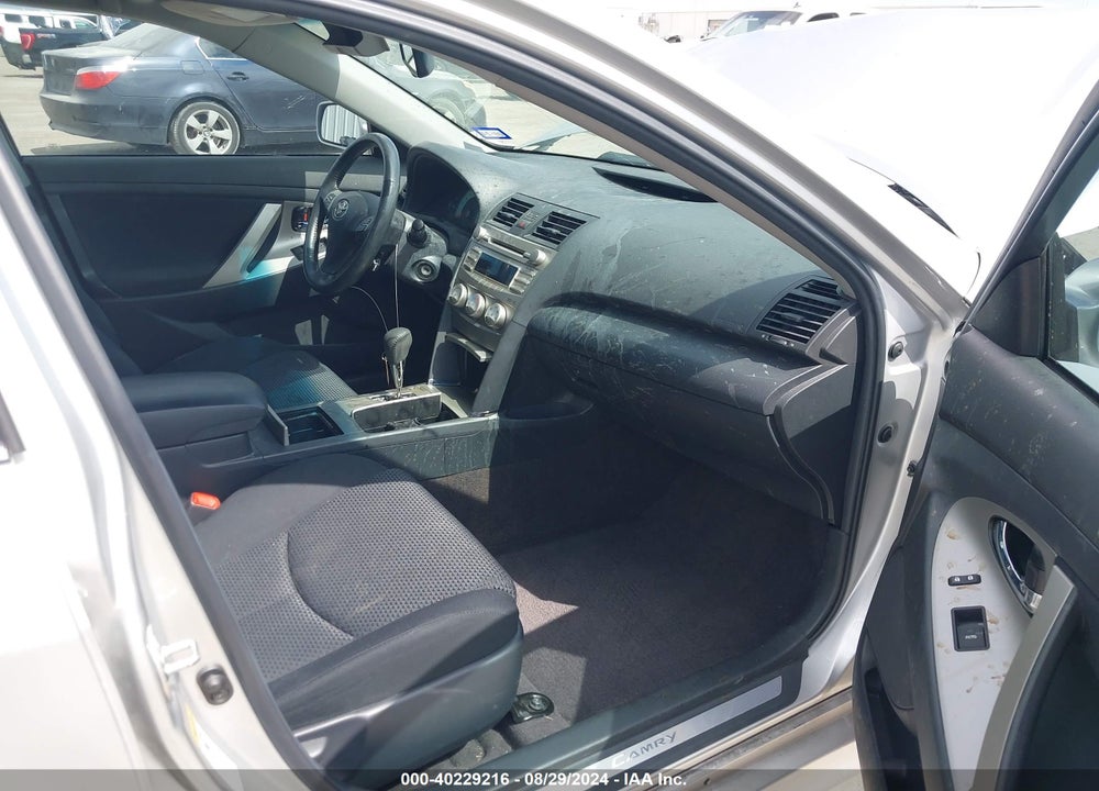 2011 TOYOTA CAMRY SE VIN: 4T1BF3EK2BU188188