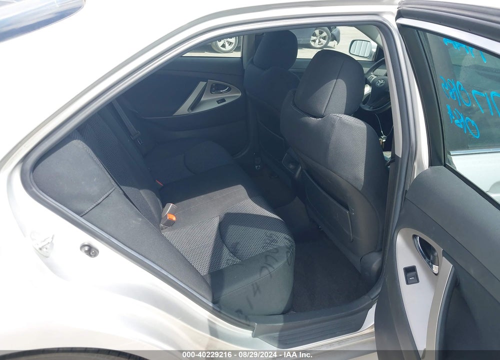 2011 TOYOTA CAMRY SE VIN: 4T1BF3EK2BU188188