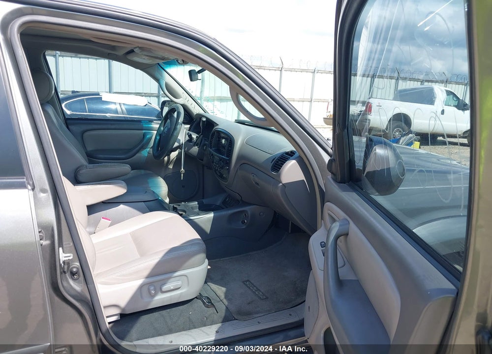 2006 TOYOTA SEQUOIA SR5 V8 VIN: 5TDZT34A46S266629