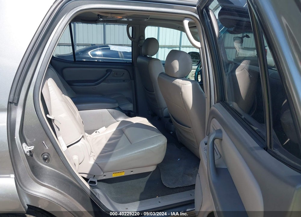2006 TOYOTA SEQUOIA SR5 V8 VIN: 5TDZT34A46S266629