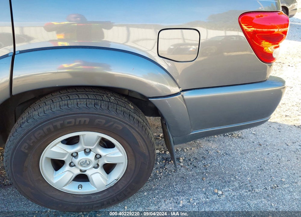 2006 TOYOTA SEQUOIA SR5 V8 VIN: 5TDZT34A46S266629