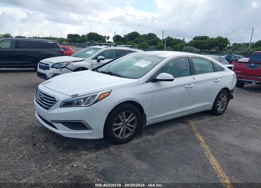2017 HYUNDAI SONATA VIN: 5NPE24AF6HH499881