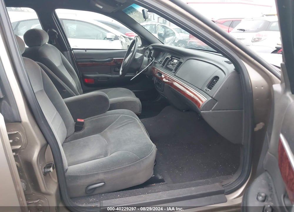 2002 MERCURY GRAND MARQUIS GS VIN: 2MEFM74W12X603516