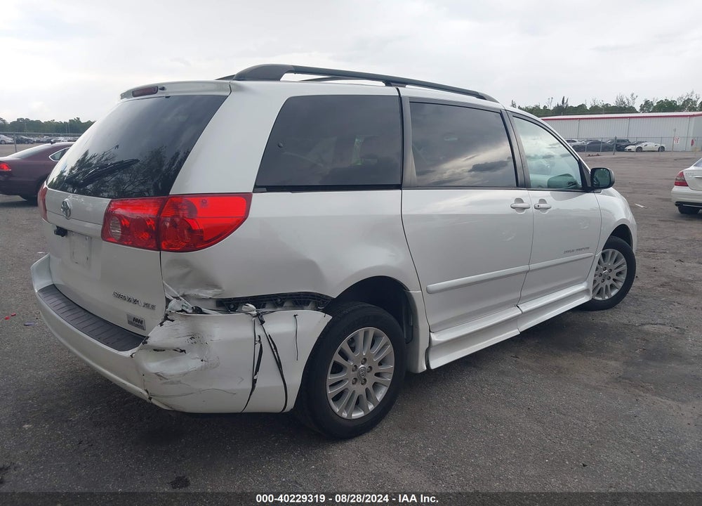 2007 TOYOTA SIENNA VIN: 5TDZK22C47S024166
