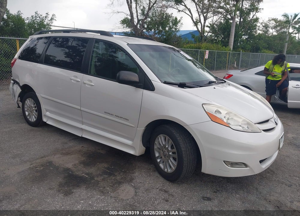 2007 TOYOTA SIENNA VIN: 5TDZK22C47S024166