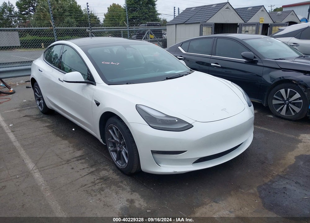 2022 TESLA MODEL 3 LONG RANGE DUAL MOTOR ALL-WHEEL DRIVE VIN: 5YJ3E1EB5NF339229