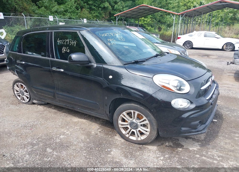 2018 FIAT 500L POP VIN: ZFBCFAAH4JZ041057