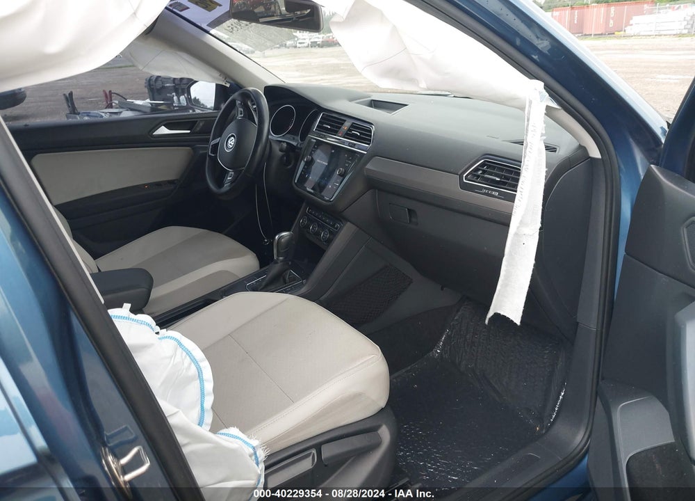 2019 VOLKSWAGEN TIGUAN 2.0T SE/2.0T SEL/2.0T SEL R-LINE/2.0T SEL R-LINE BLACK VIN: 3VV3B7AX5KM183974