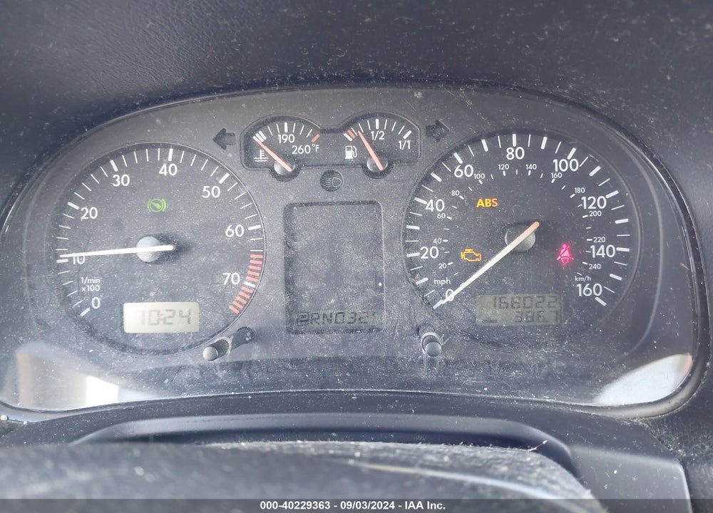 2005 VOLKSWAGEN GOLF GL 2.0L VIN: 9BWFL61J854006193