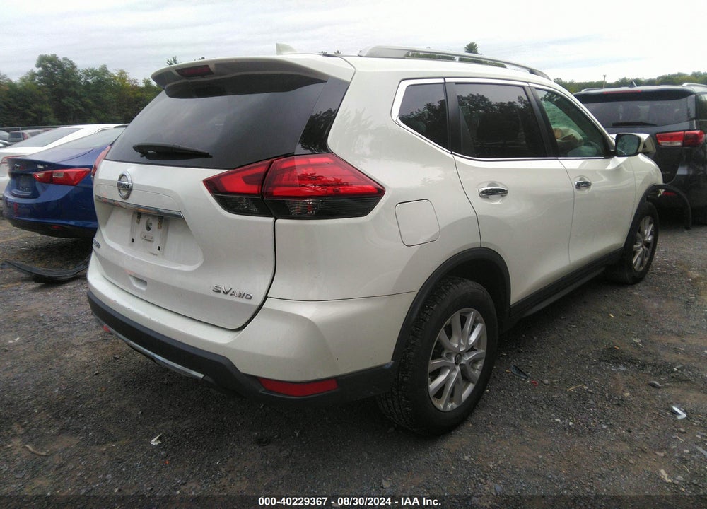 2017 NISSAN ROGUE SV VIN: 5N1AT2MV5HC844683
