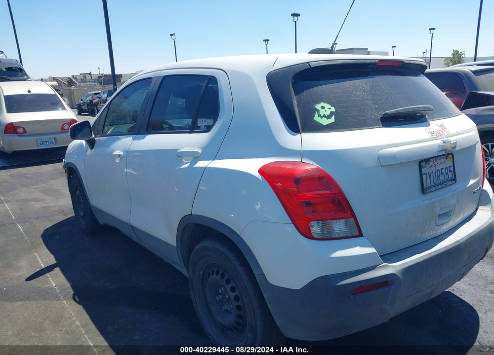 2015 CHEVROLET TRAX 1LS VIN: KL7CJKSB6FB120982