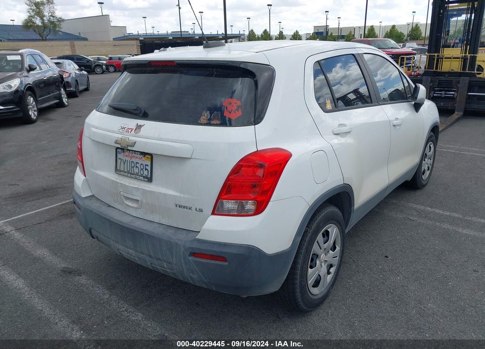 2015 CHEVROLET TRAX 1LS VIN: KL7CJKSB6FB120982
