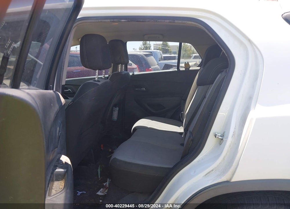 2015 CHEVROLET TRAX 1LS VIN: KL7CJKSB6FB120982
