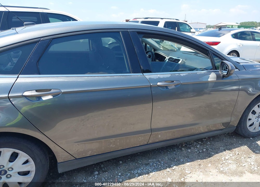 2014 FORD FUSION S VIN: 3FA6P0G76ER159806