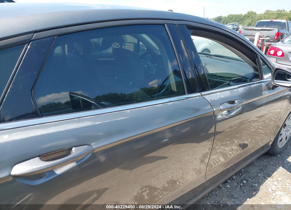 2014 FORD FUSION S VIN: 3FA6P0G76ER159806