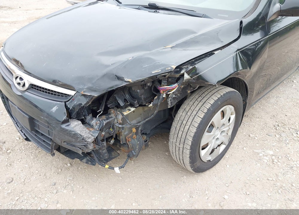 2011 HYUNDAI ELANTRA TOURING GLS VIN: KMHDB8AE1BU088617