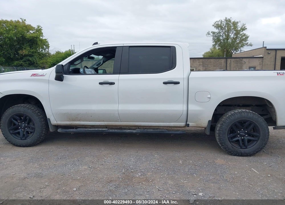 2021 CHEVROLET SILVERADO 1500 4WD SHORT BED CUSTOM TRAIL BOSS VIN: 1GCPYCEF4MZ438849