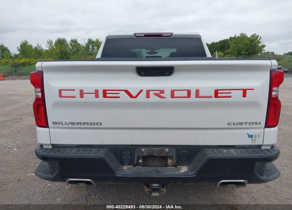 2021 CHEVROLET SILVERADO 1500 4WD SHORT BED CUSTOM TRAIL BOSS VIN: 1GCPYCEF4MZ438849