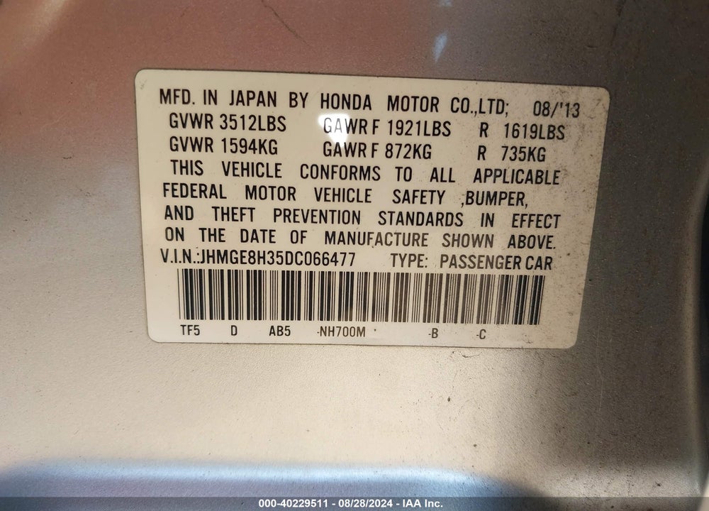 2013 HONDA FIT VIN: JHMGE8H35DC066477