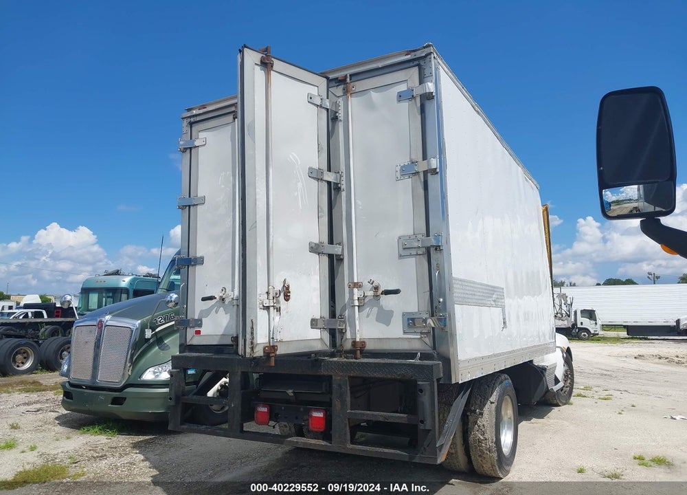 2017 KENWORTH T3 SERIES VIN: 2NKHHM6X6HM159531