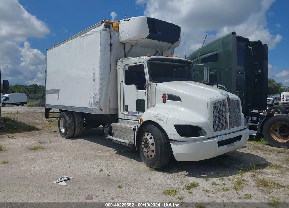 2017 KENWORTH T3 SERIES VIN: 2NKHHM6X6HM159531