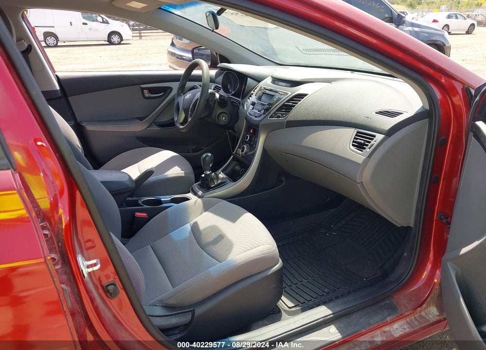 2016 HYUNDAI ELANTRA SE VIN: 5NPDH4AE1GH665255
