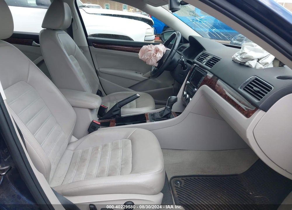 2012 VOLKSWAGEN PASSAT 2.0L TDI SEL PREMIUM VIN: 1VWCN7A38CC007102