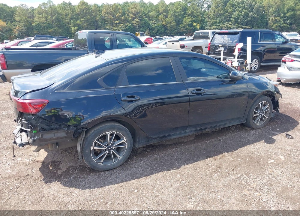 2022 KIA FORTE VIN: 3KPF24AD7NE437330
