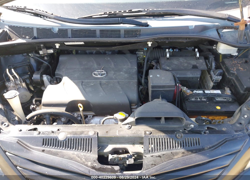 2014 TOYOTA SIENNA L V6 7 PASSENGER VIN: 5TDZK3DC2ES483518