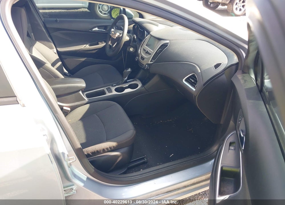 2018 CHEVROLET CRUZE VIN: 1G1BC5SM9J7201457