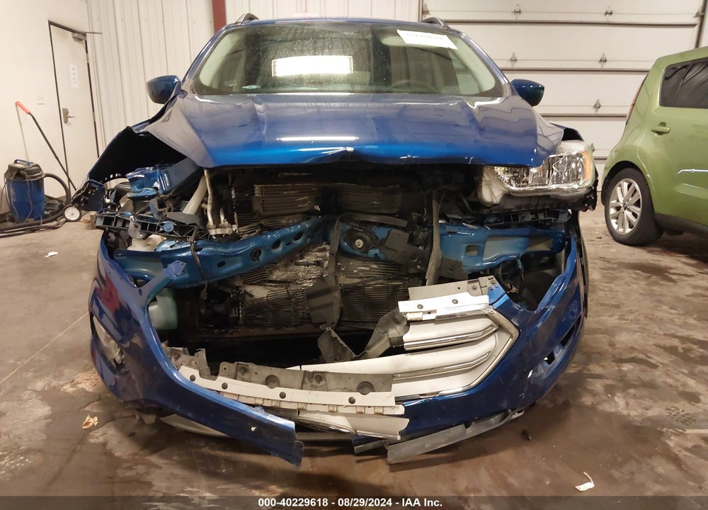 2018 FORD ESCAPE SE VIN: 1FMCU9GDXJUA90679
