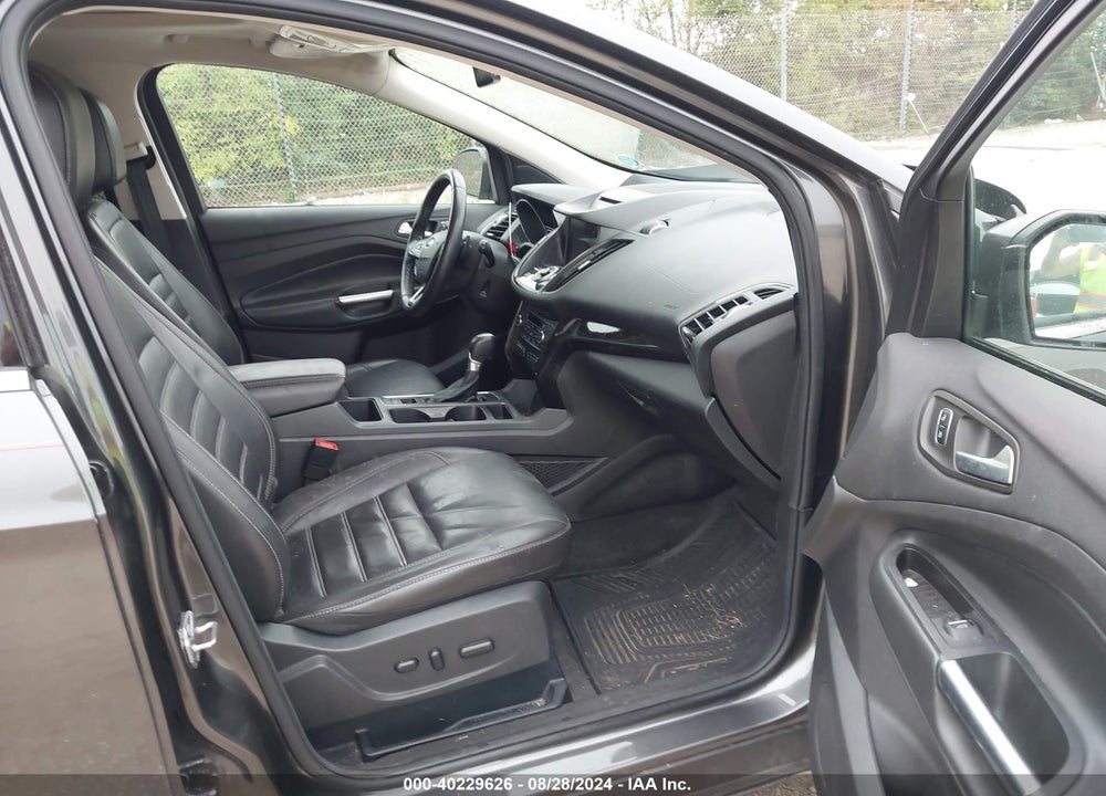 2017 FORD ESCAPE TITANIUM VIN: 1FMCU9J93HUB57685