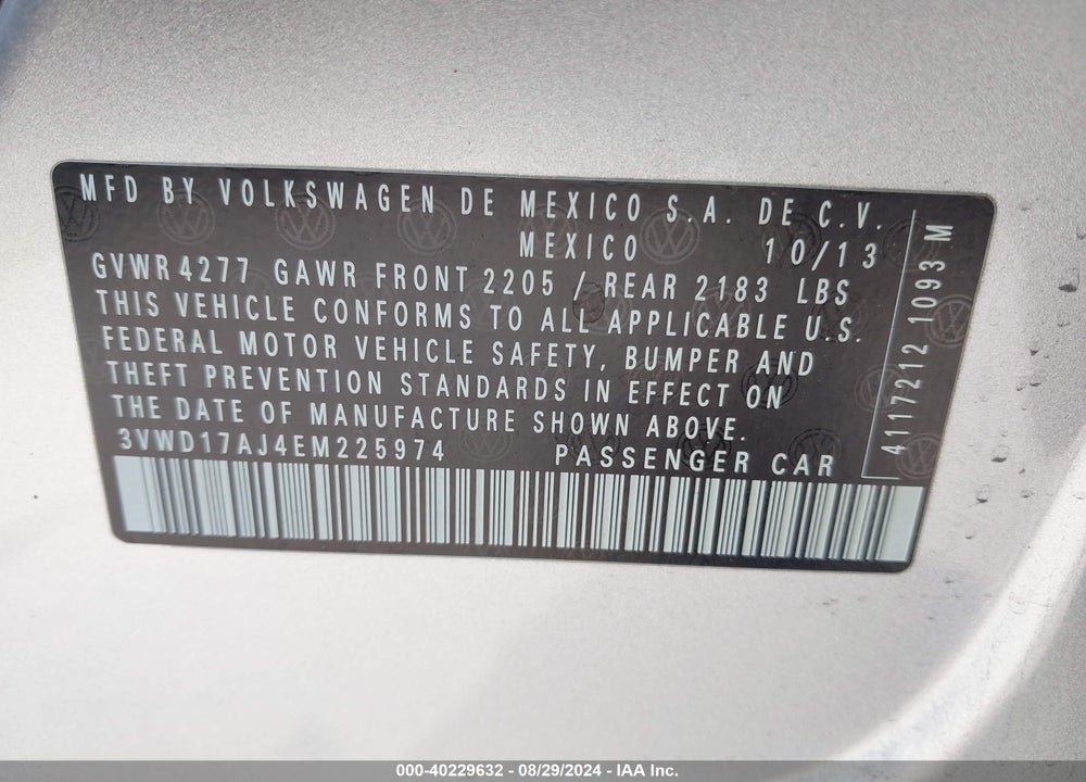 2014 VOLKSWAGEN JETTA 1.8T SE VIN: 3VWD17AJ4EM225974