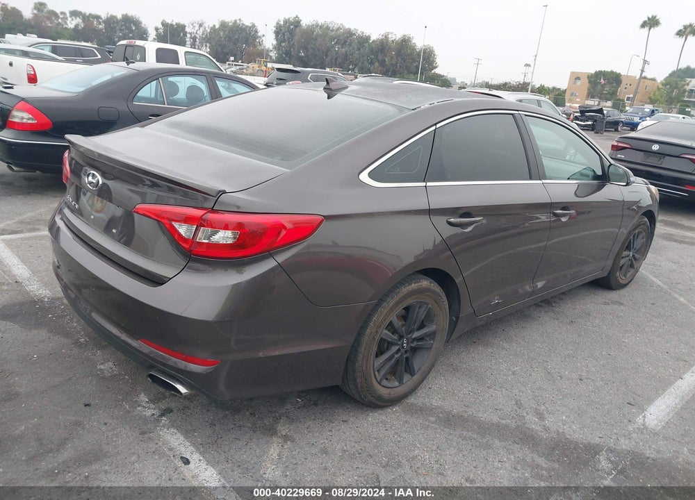 2016 HYUNDAI SONATA VIN: 5NPE24AF6GH396619