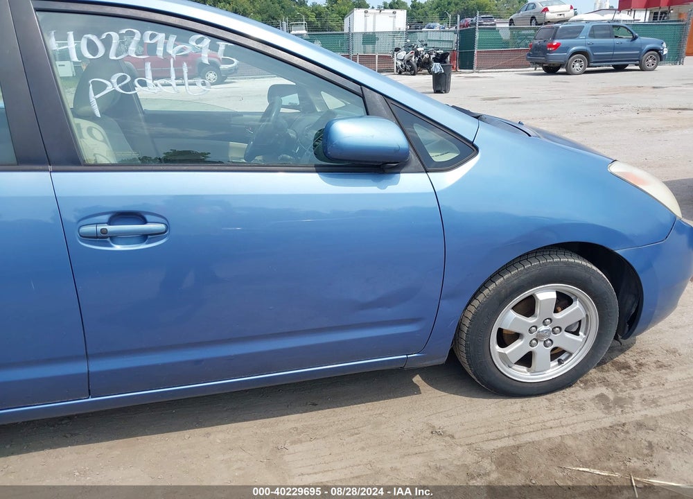 2004 TOYOTA PRIUS VIN: JTDKB22U340035572