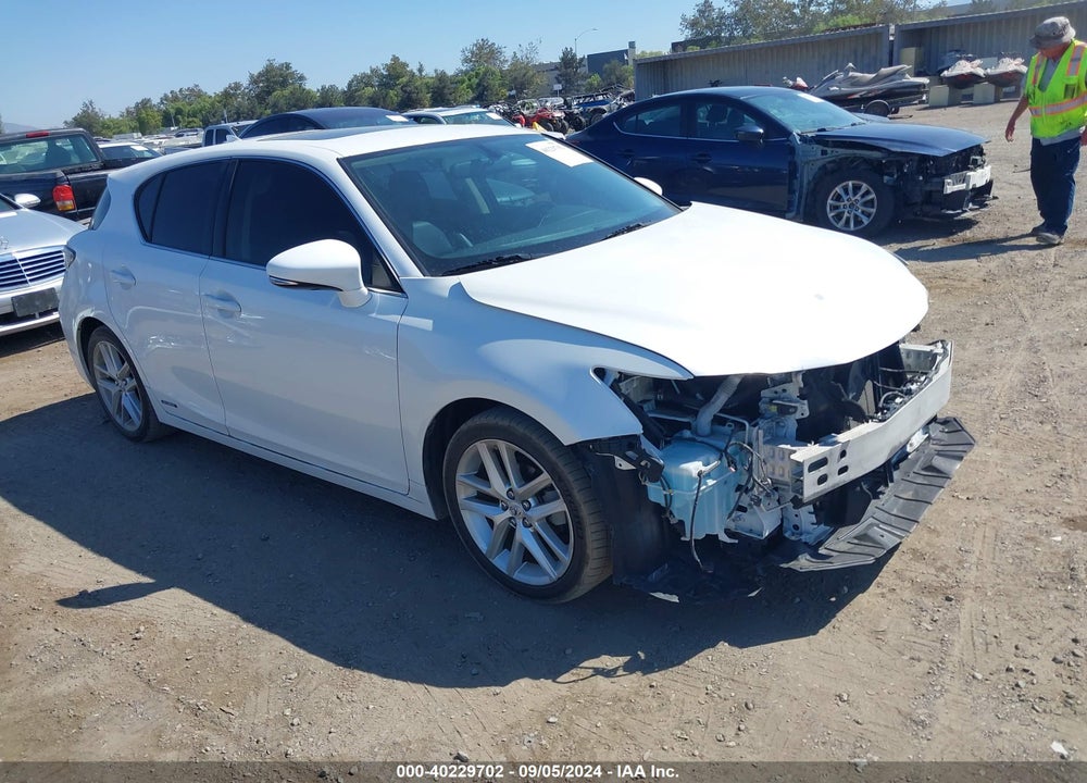 2014 LEXUS CT 200H VIN: JTHKD5BH2E2196658