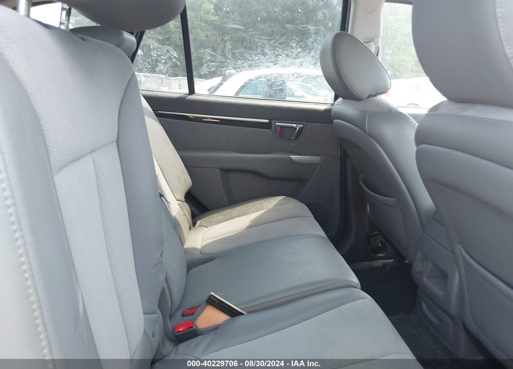 2011 HYUNDAI SANTA FE SE VIN: 5XYZH4AG4BG061609