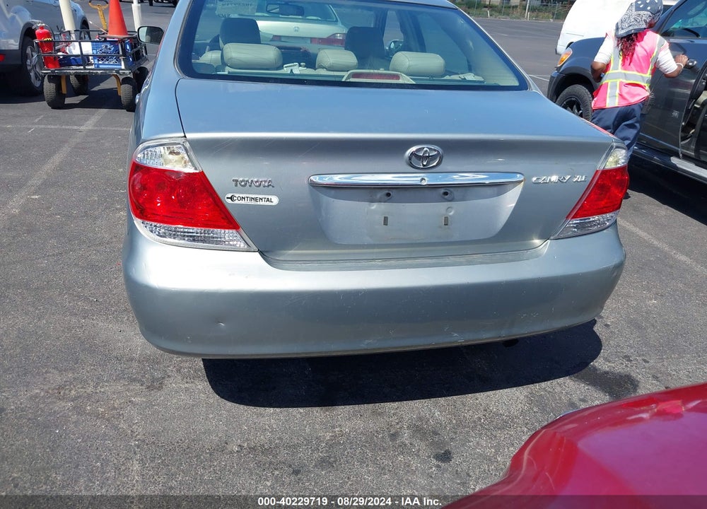 2006 TOYOTA CAMRY XLE VIN: 4T1BE30K06U686471