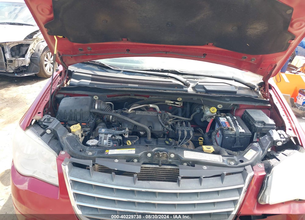 2009 CHRYSLER TOWN & COUNTRY LX VIN: 2A8HR44E69R585698