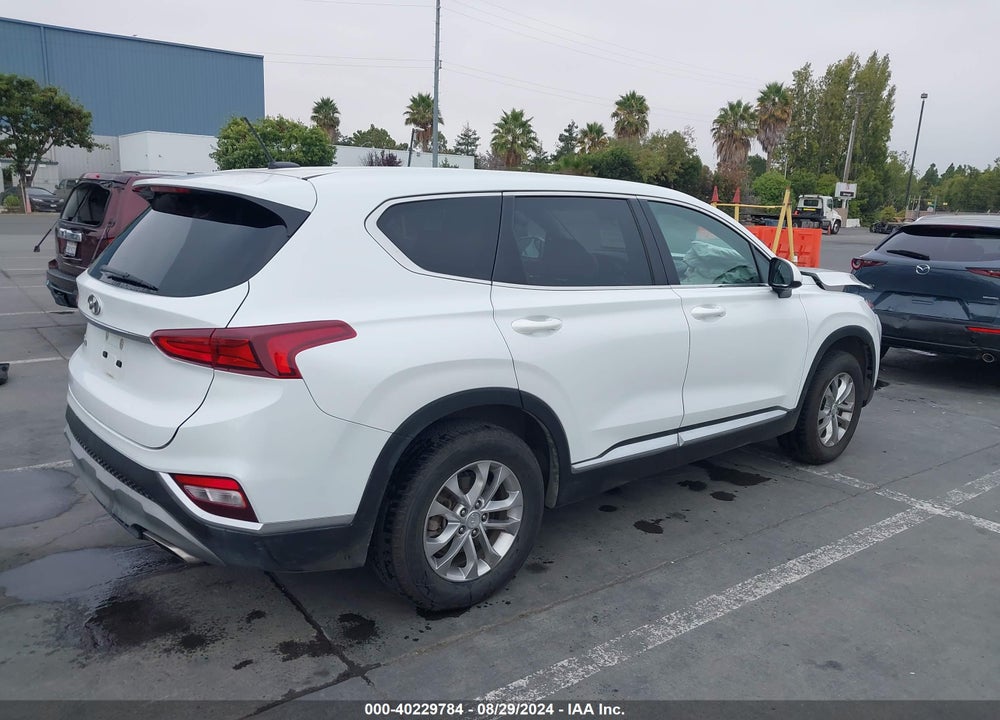 2019 HYUNDAI SANTA FE SE VIN: 5NMS23AD4KH082744